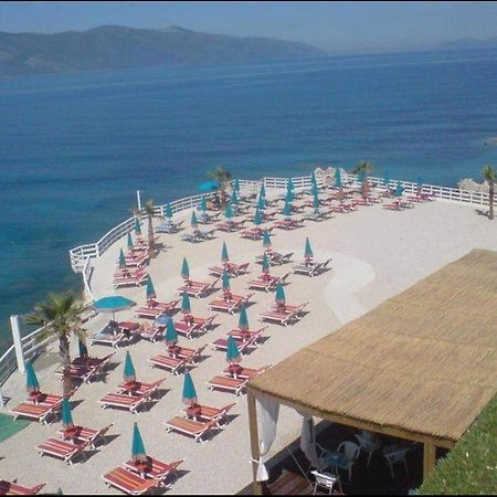 Hotel Roi Radhimë エクステリア 写真